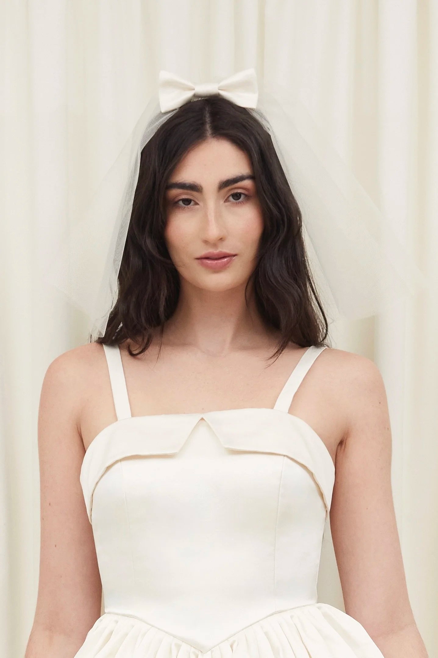 Luelle Short Bow Veil
