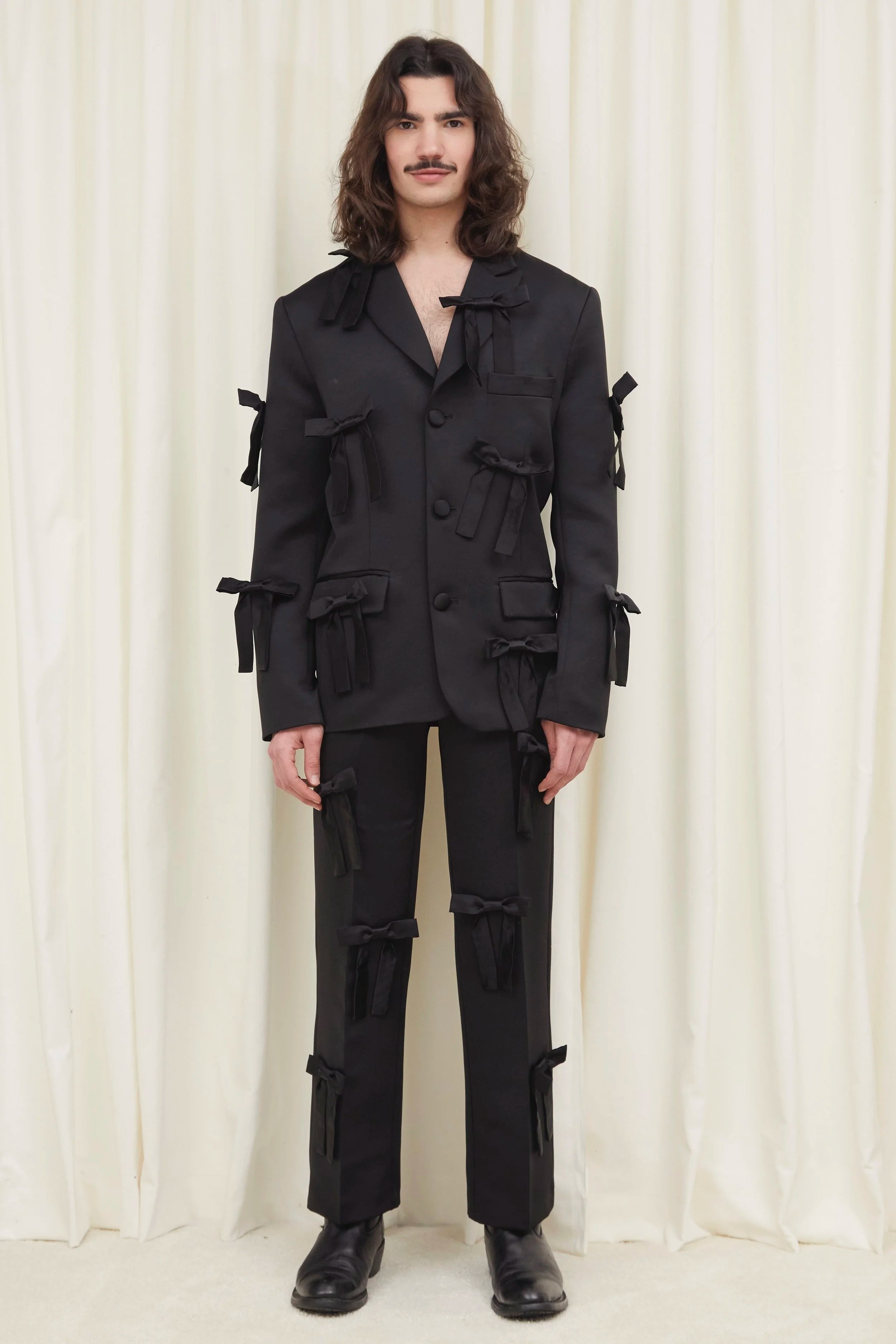 Willie Monochromatic Bow Trouser