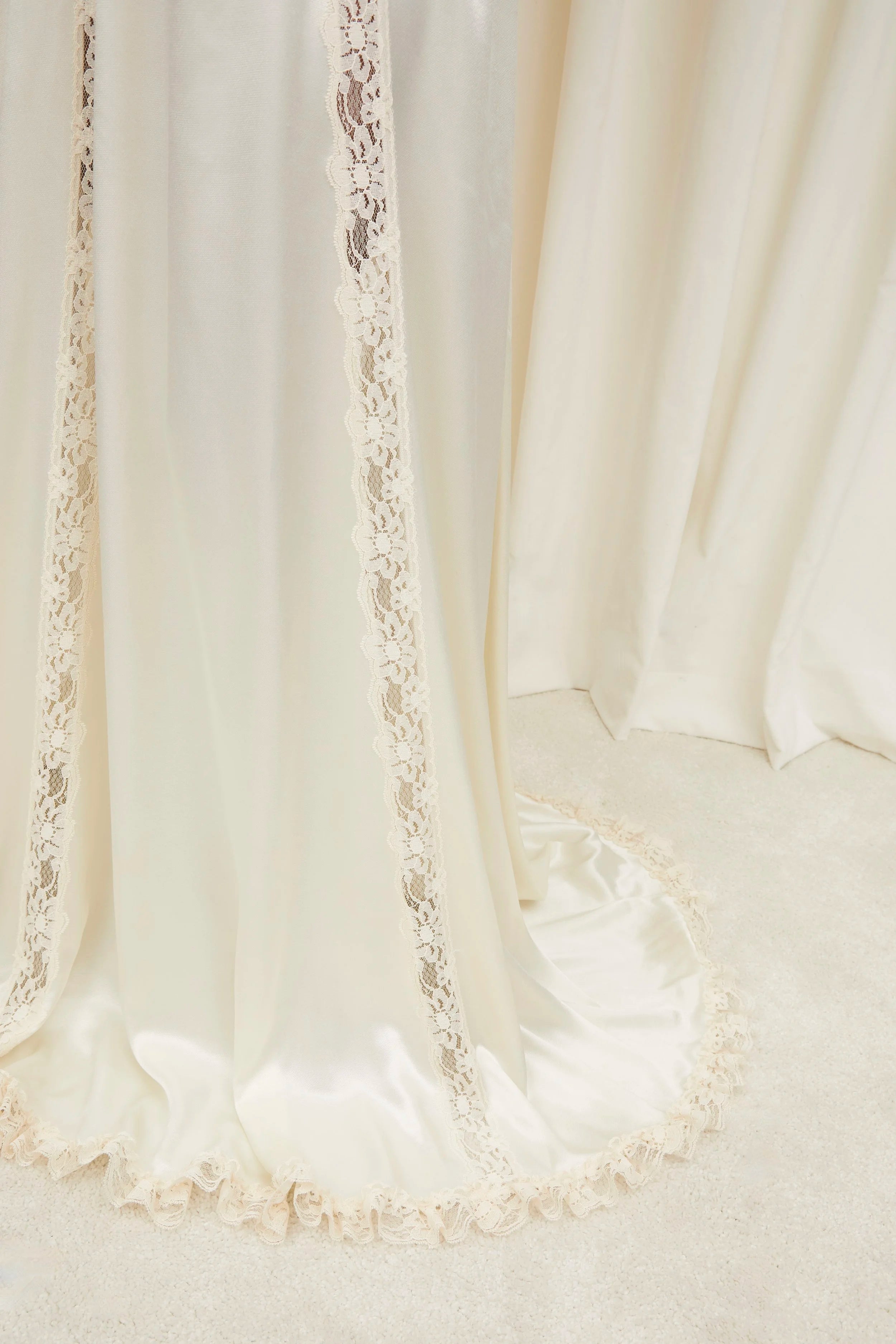 Sophia Long Sleeve Gown