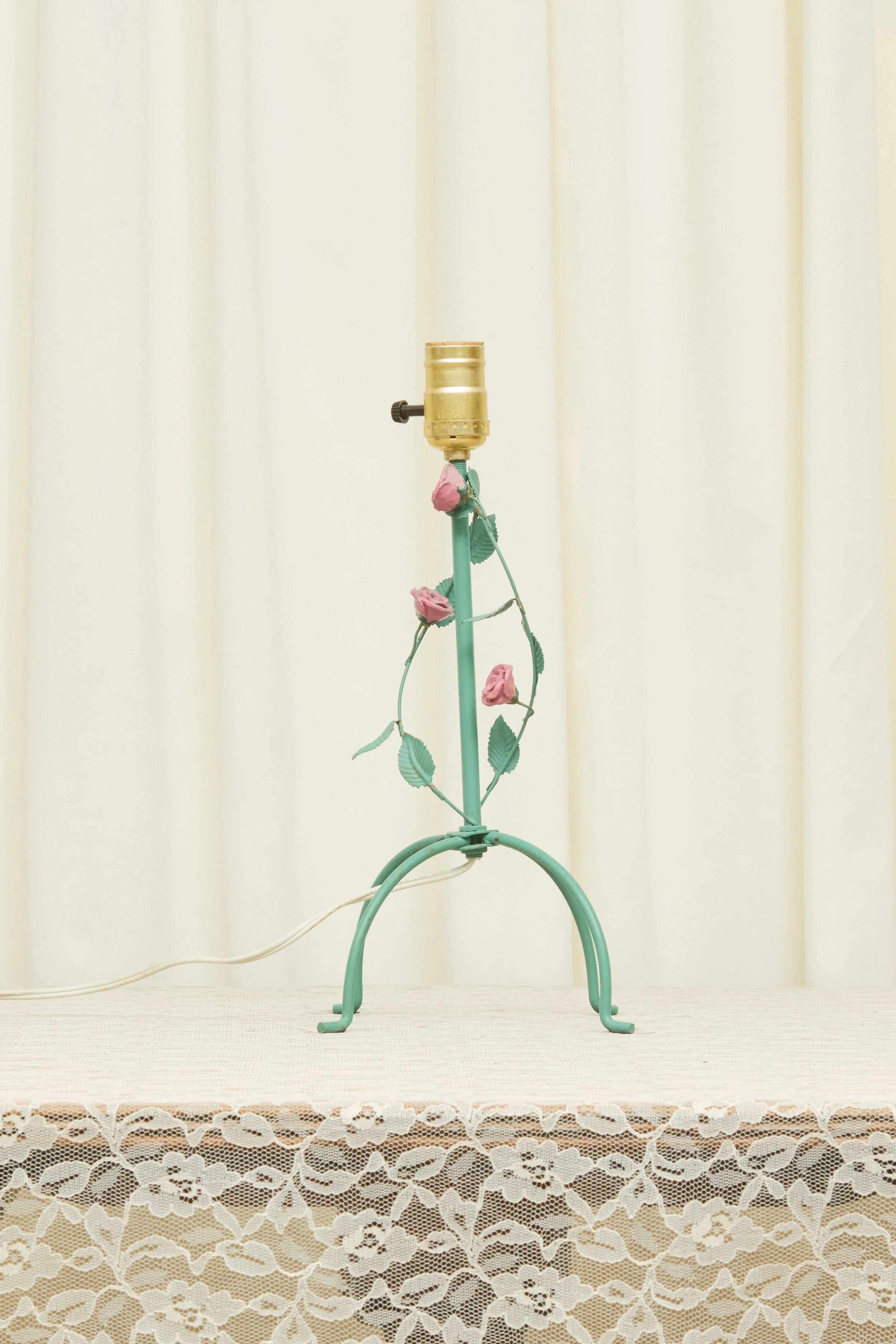 Vintage Metal Floral Lamp
