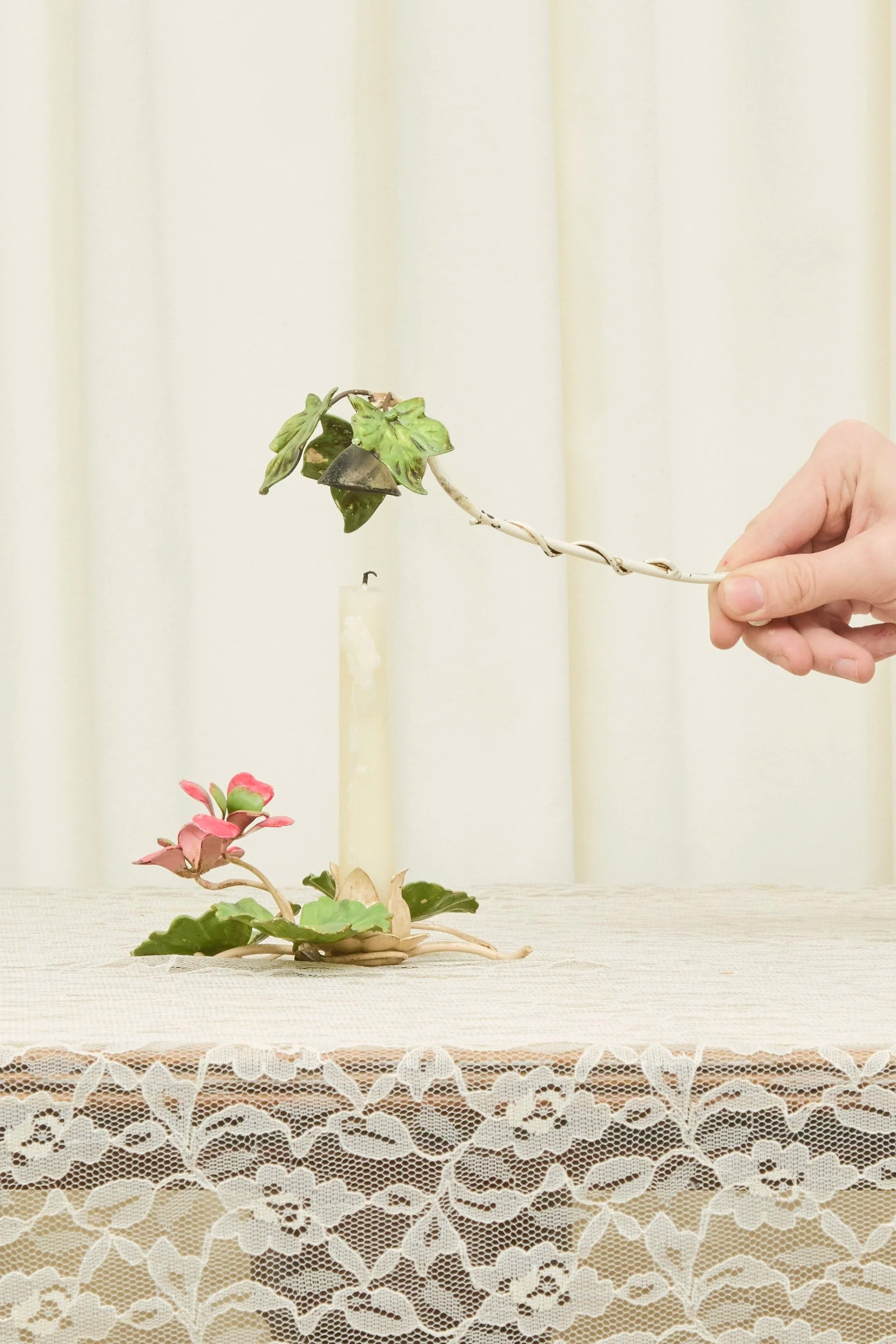 Vintage Ivy Tole Candle Snuffer