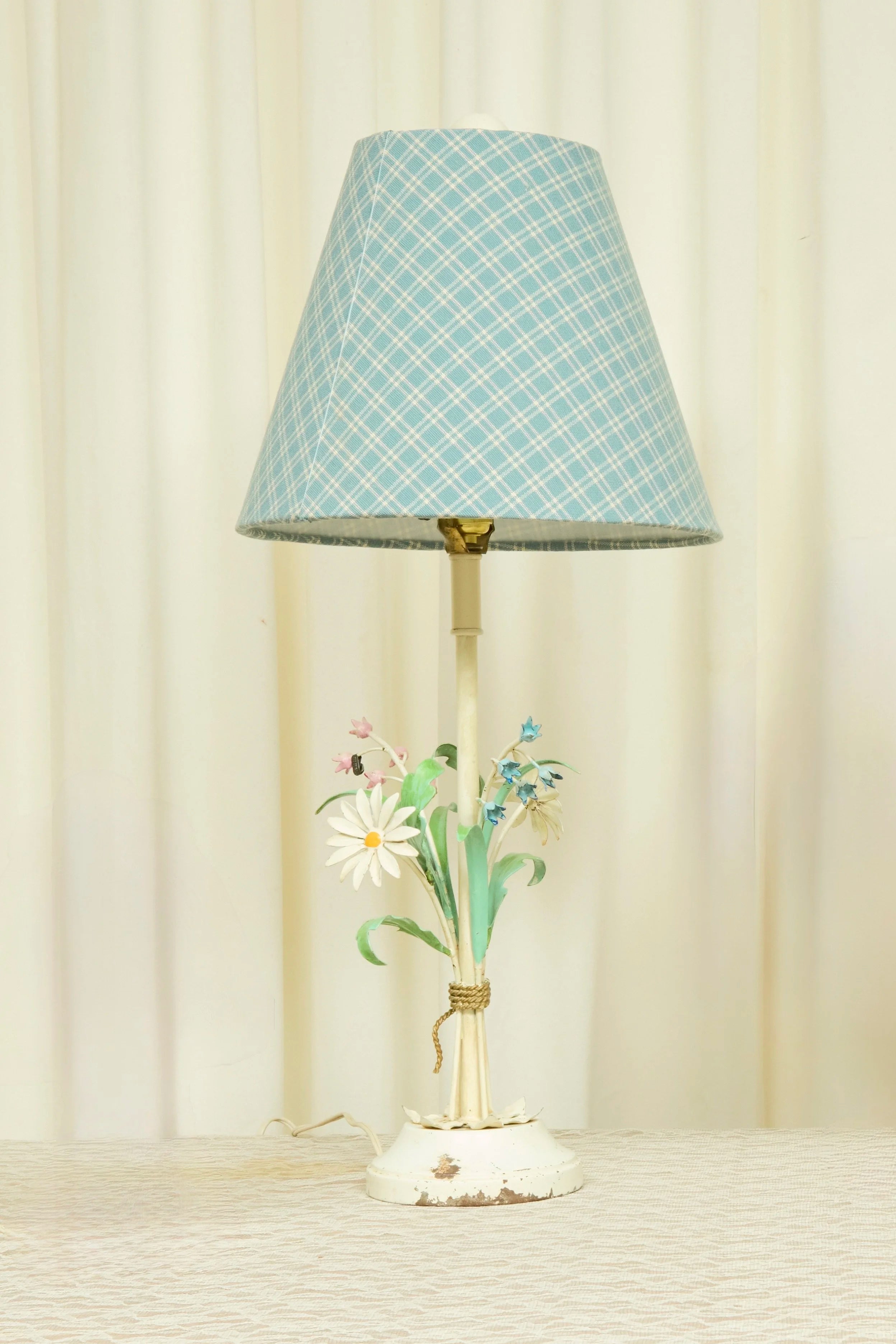 Vintage Metal Floral Lamp
