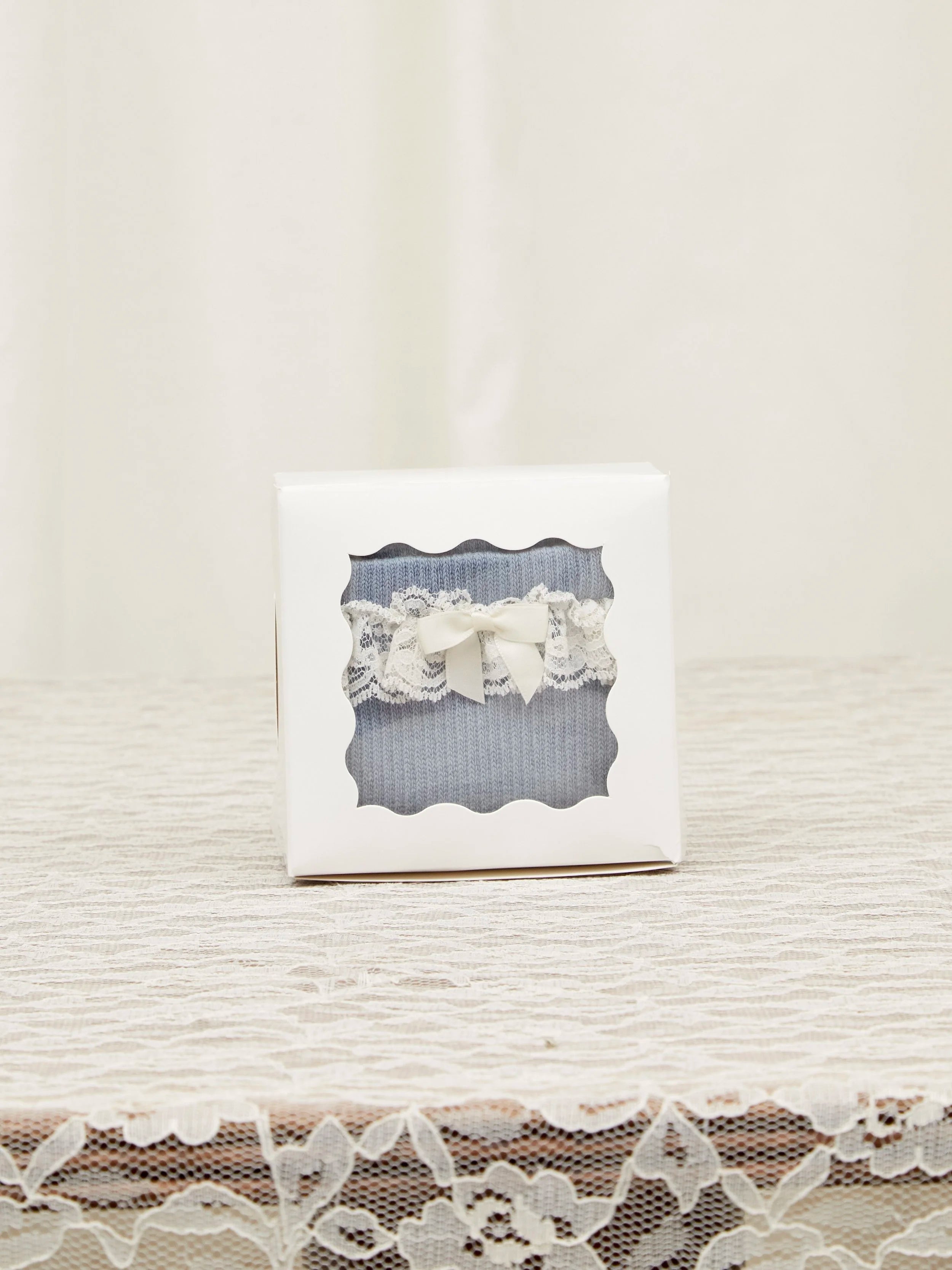 Bobby Lace Trim House Socks