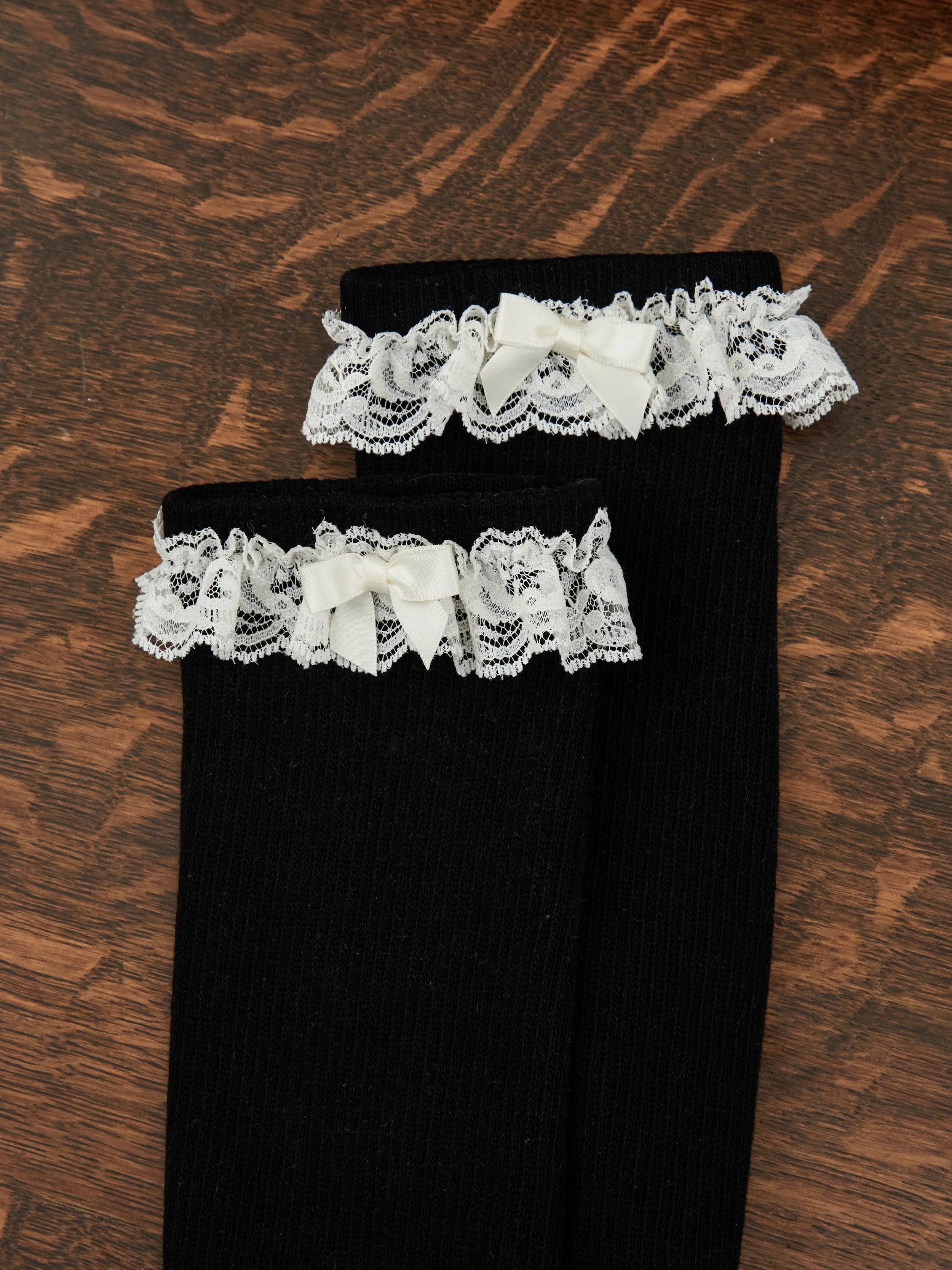 Bobby Lace Trim House Socks