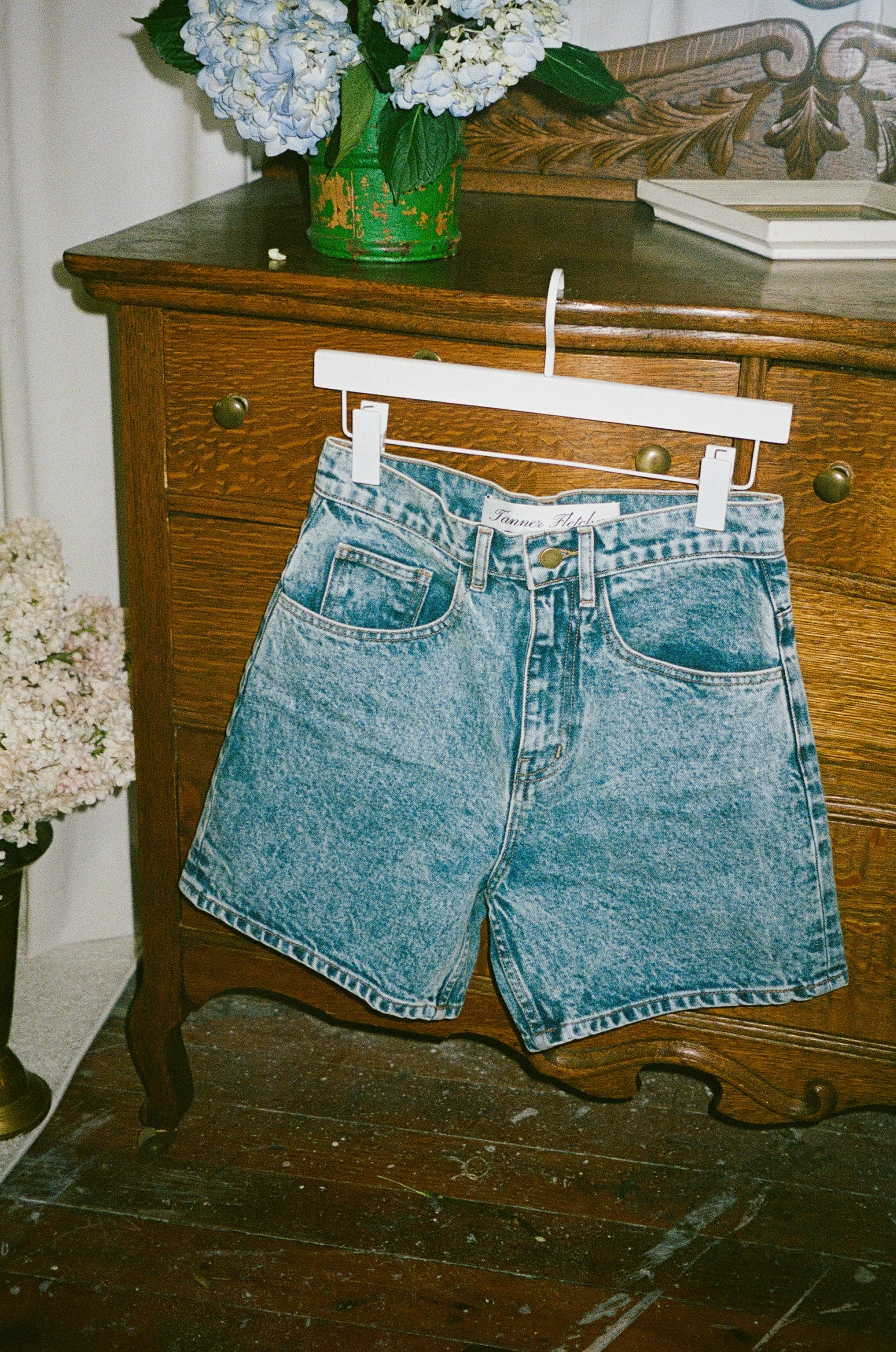Brad Mid Length Jean Short