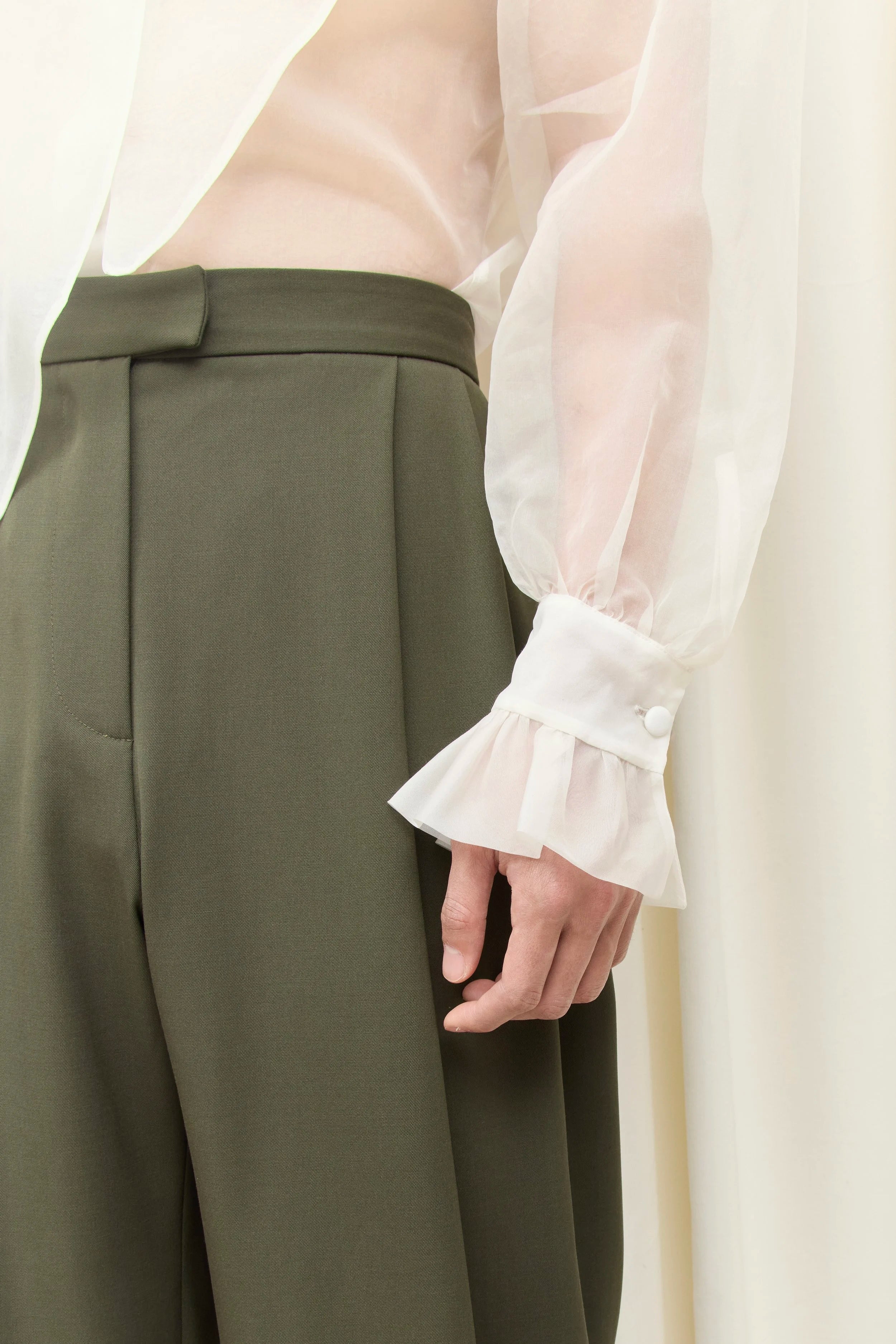 Eddie Pleated Wool Trouser