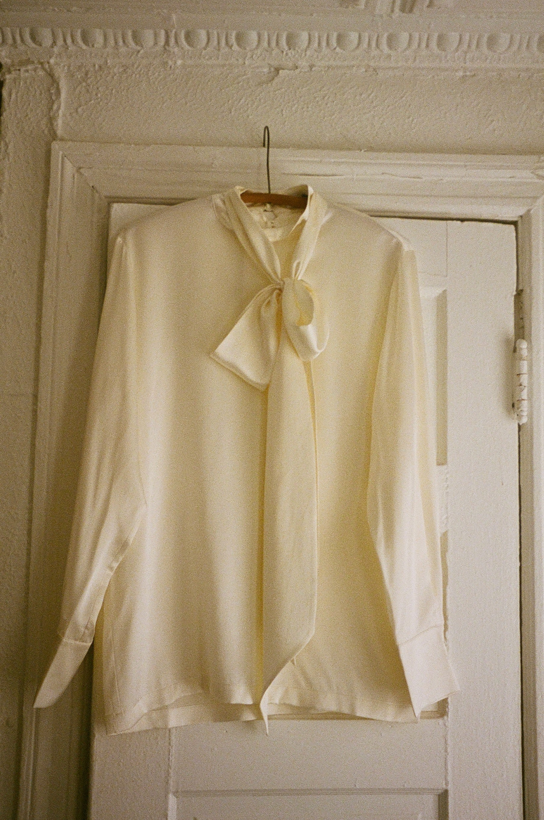 Laurence Pussybow Shirt
