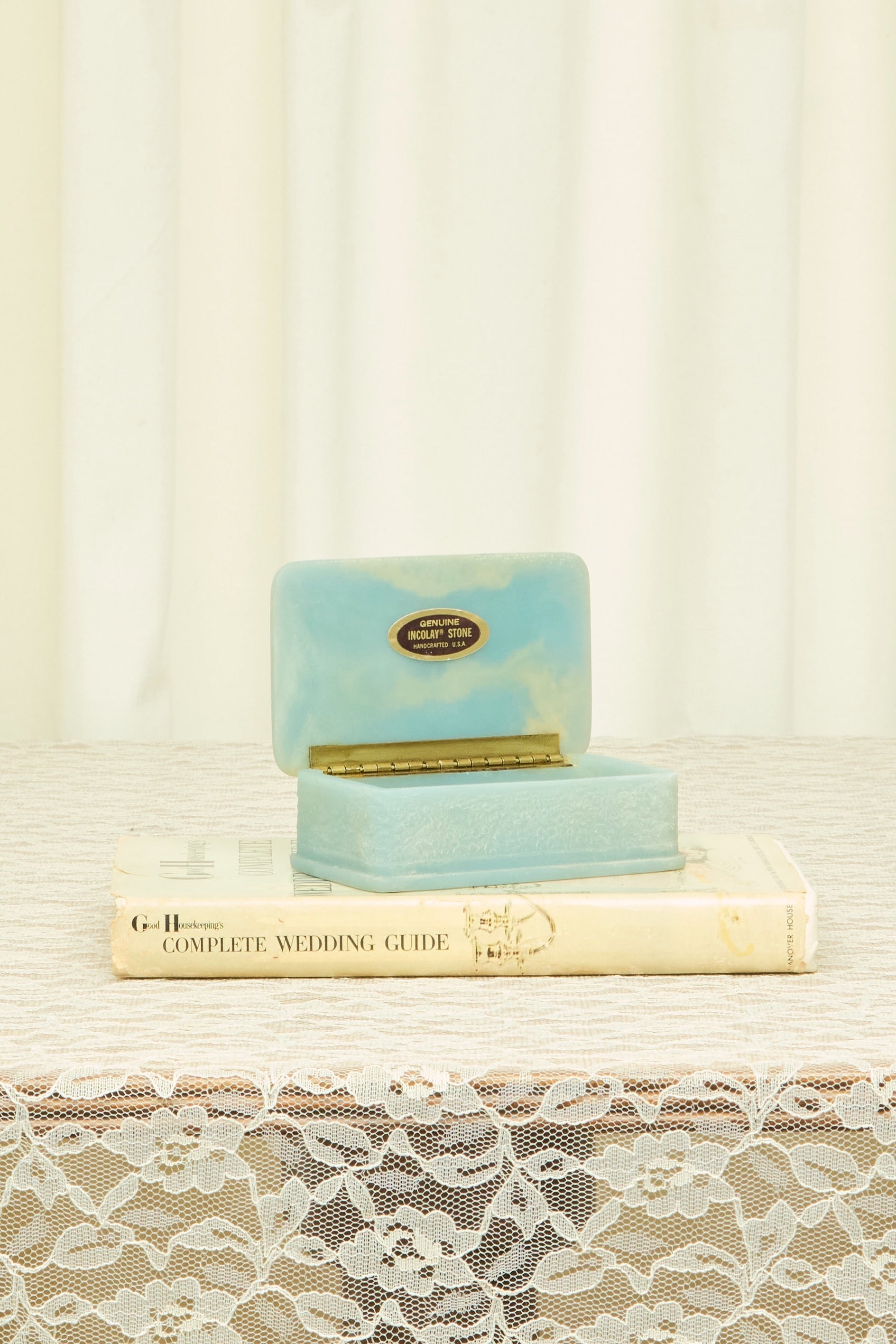 Vintage Cameo Jewelry Box