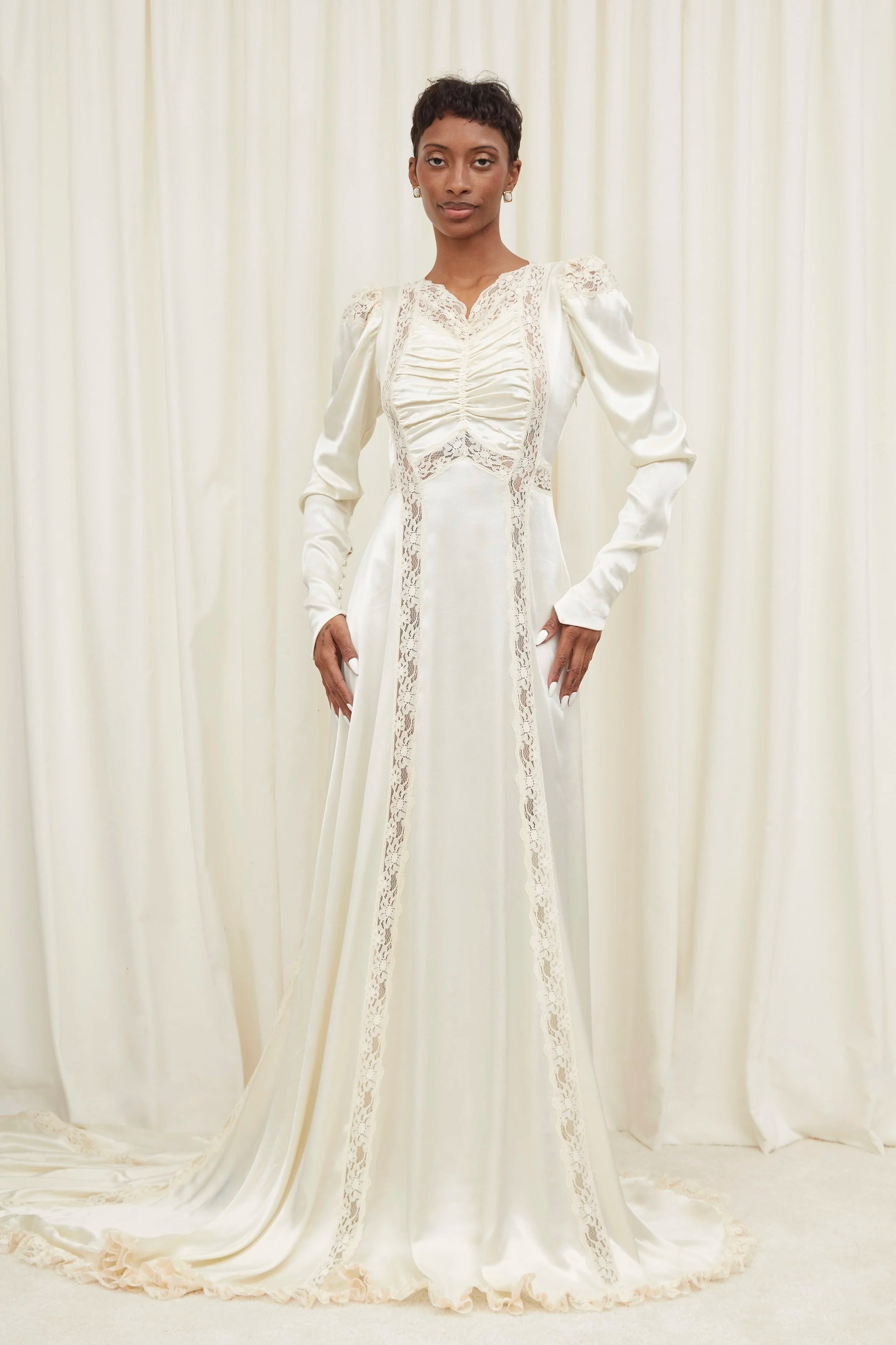 Sophia Long Sleeve Gown