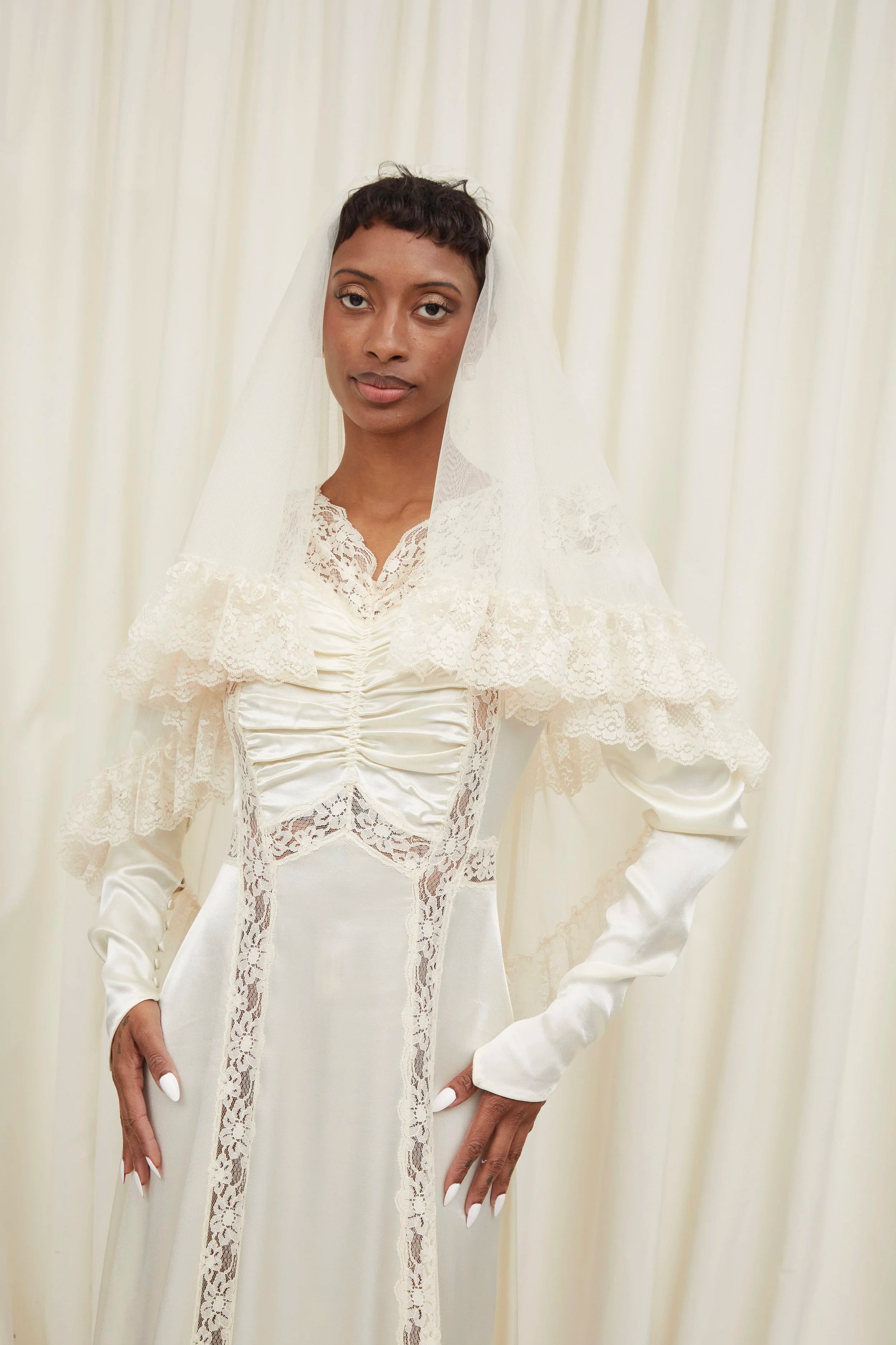 Sophia Long Sleeve Gown