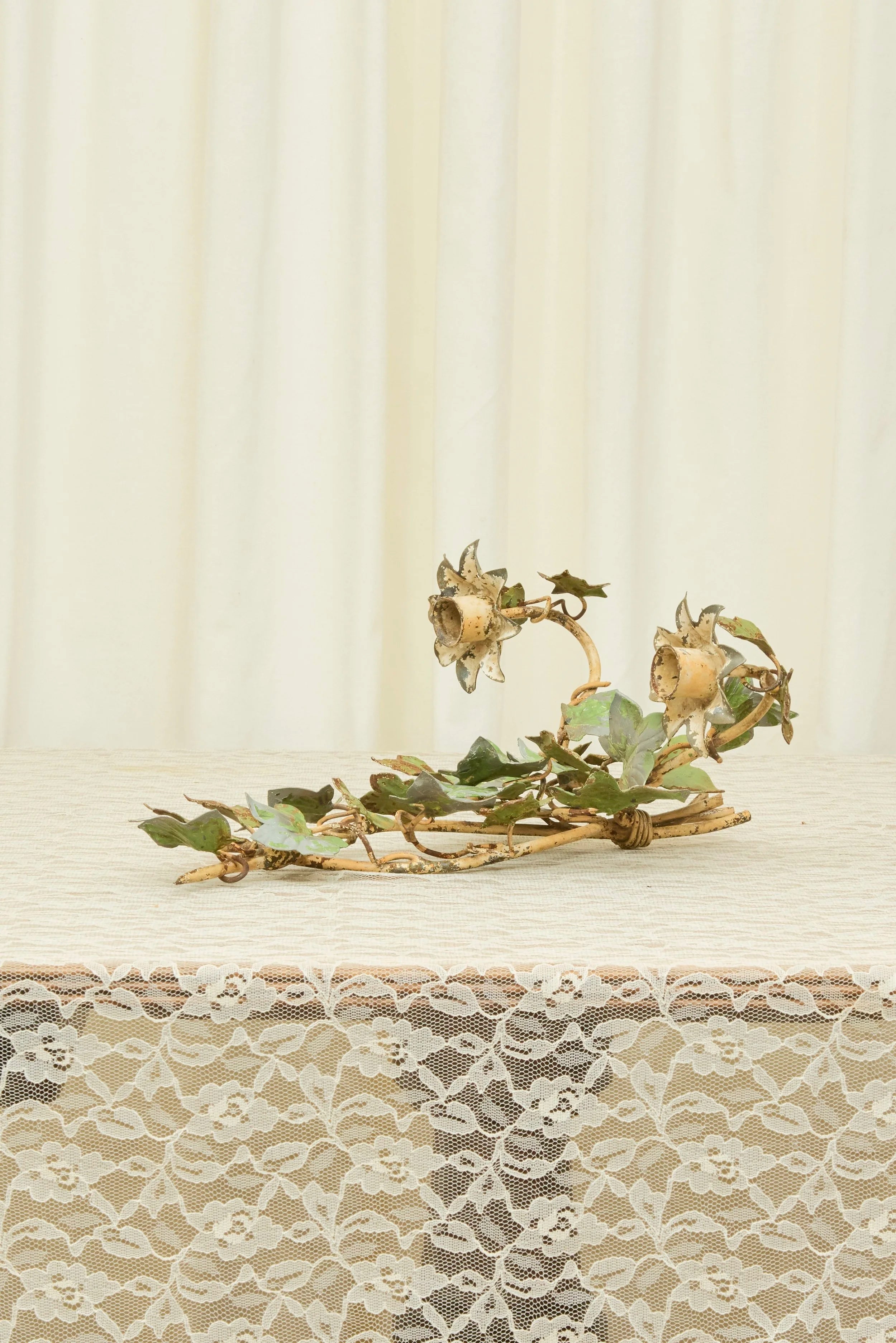 Vintage Metal Ivy Wall Sconce