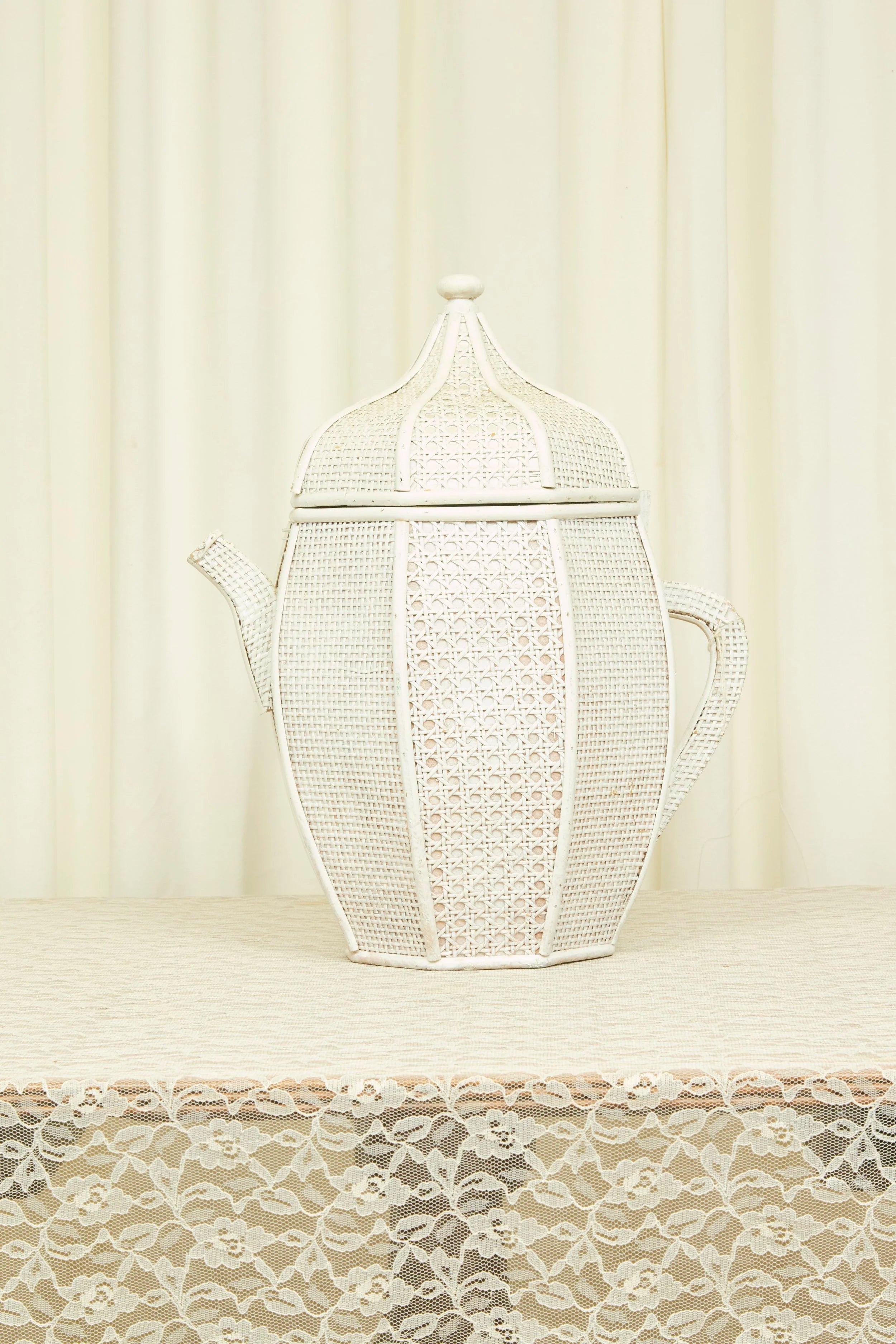 Vintage Tea Pot Wicker Basket