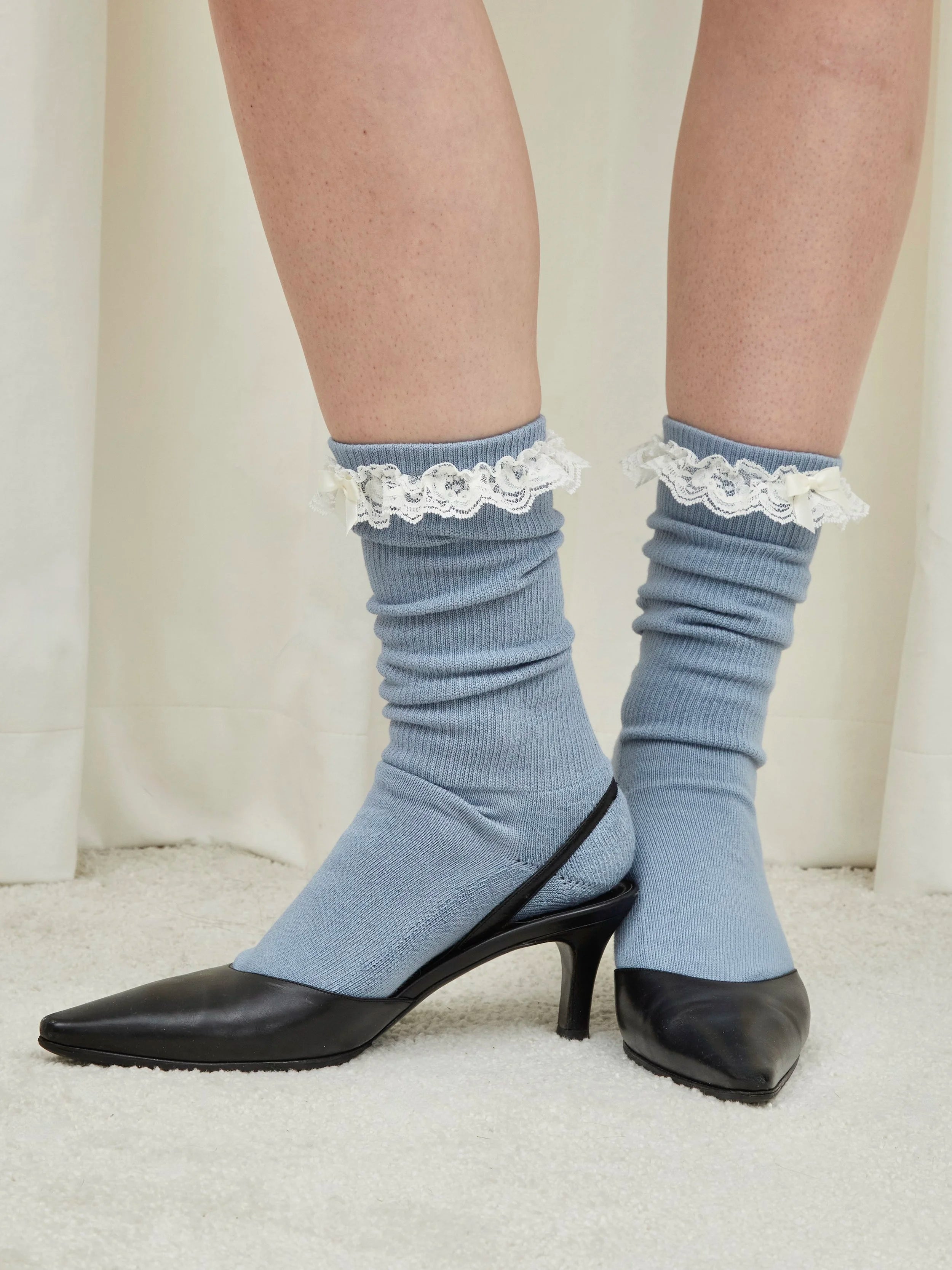 Bobby Lace Trim House Socks