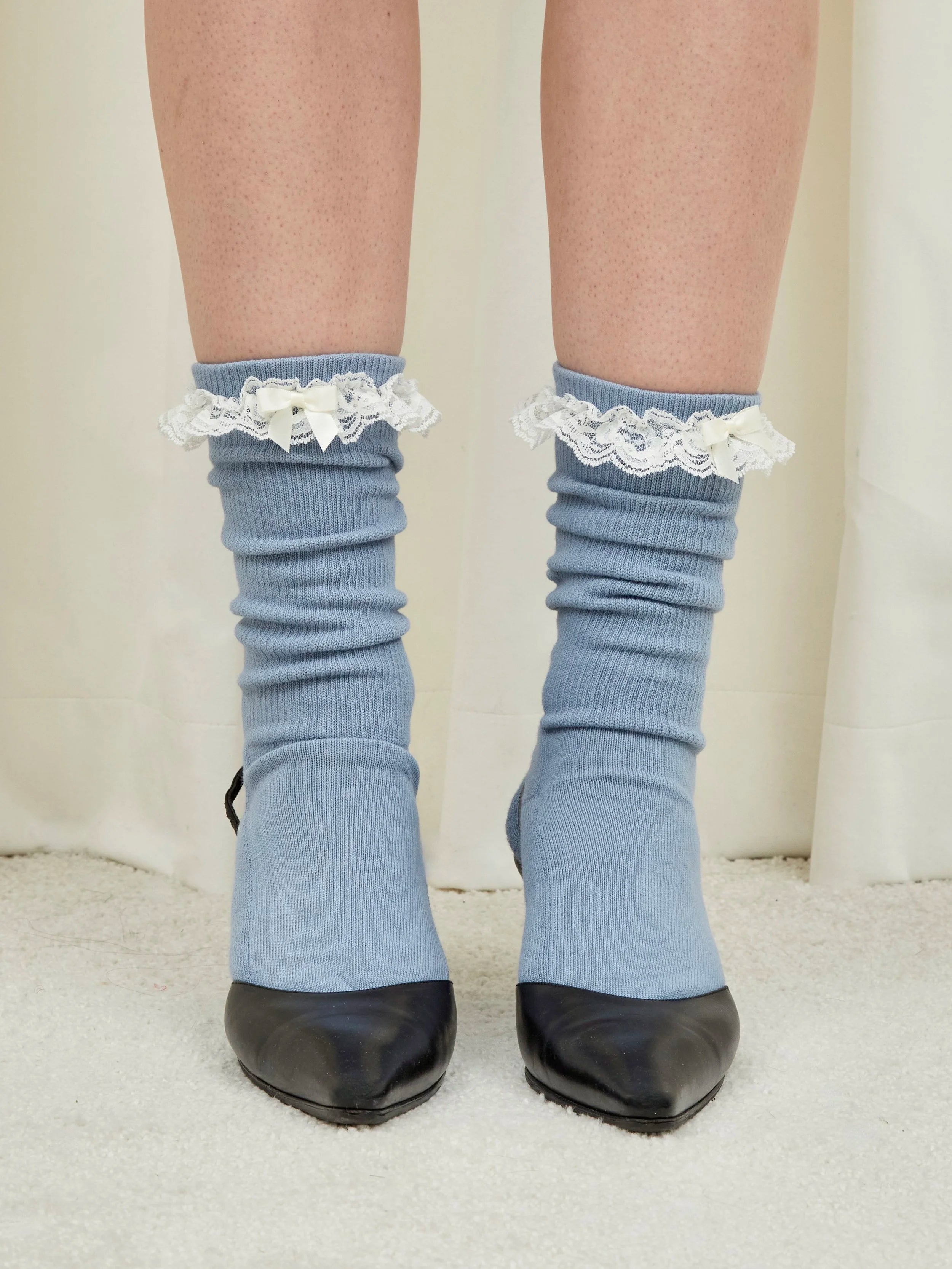 Bobby Lace Trim House Socks