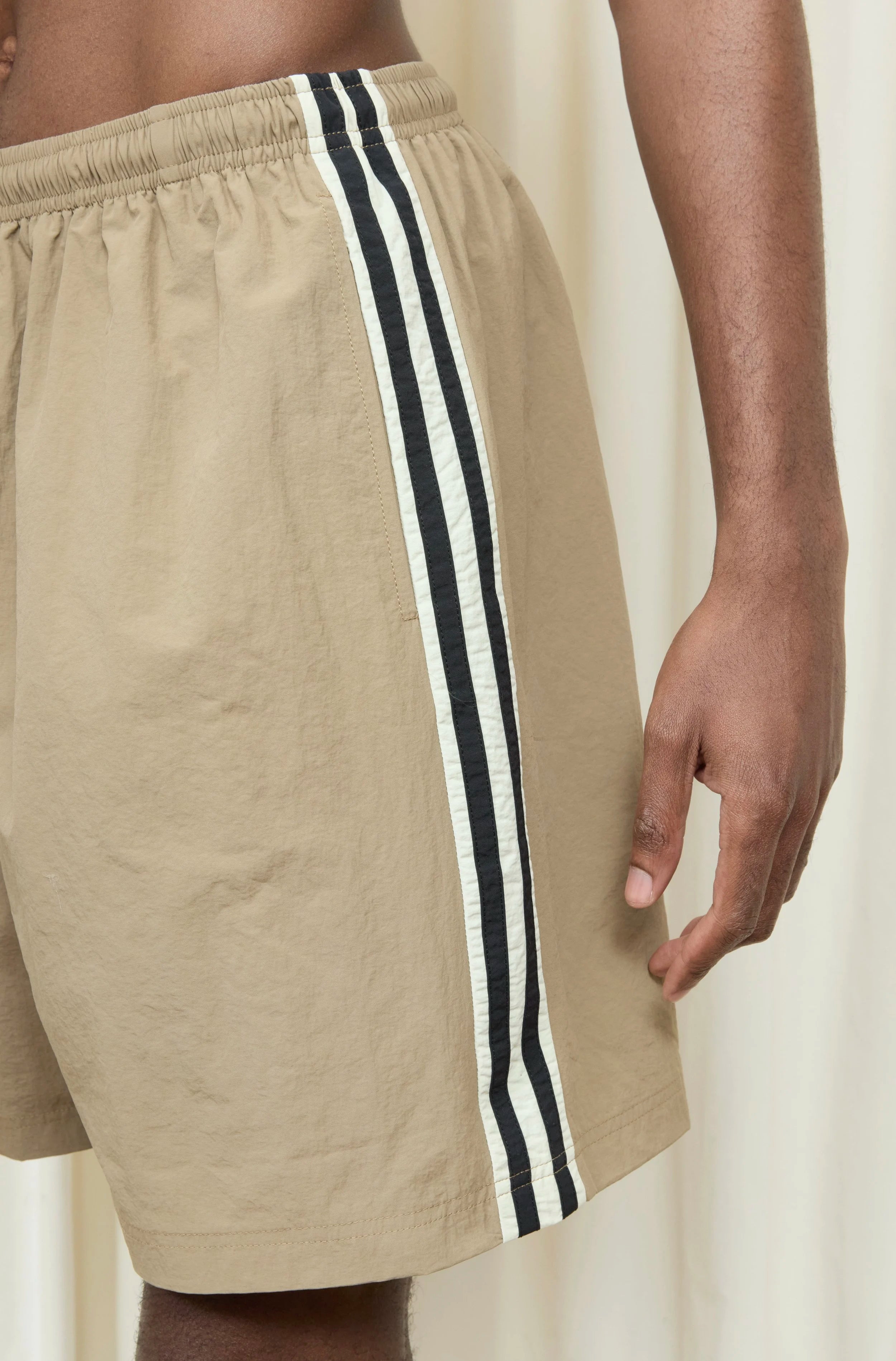 Wilbur Stripe Windbreaker Short