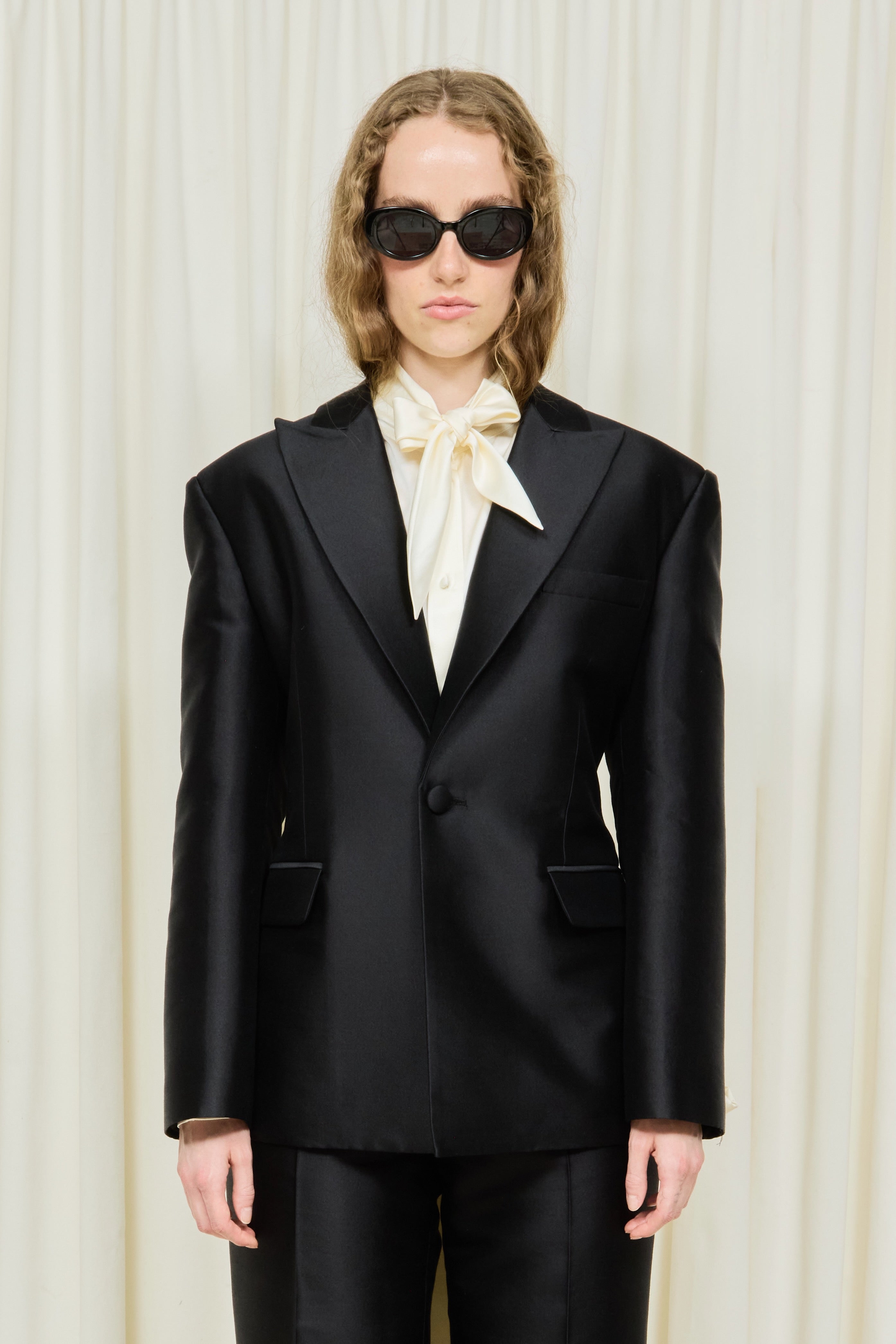 Norman Bow Train Blazer