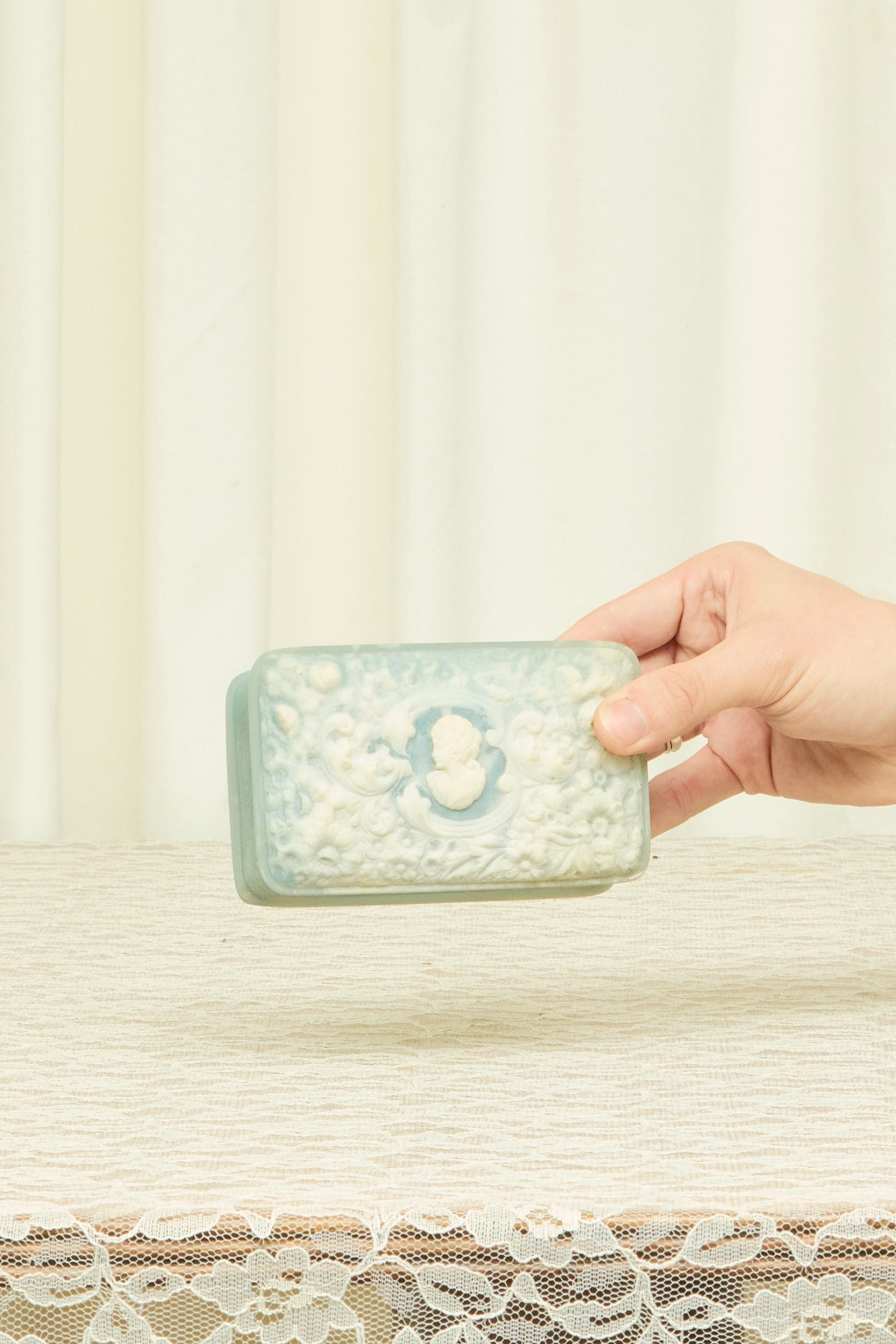 Vintage Cameo Jewelry Box