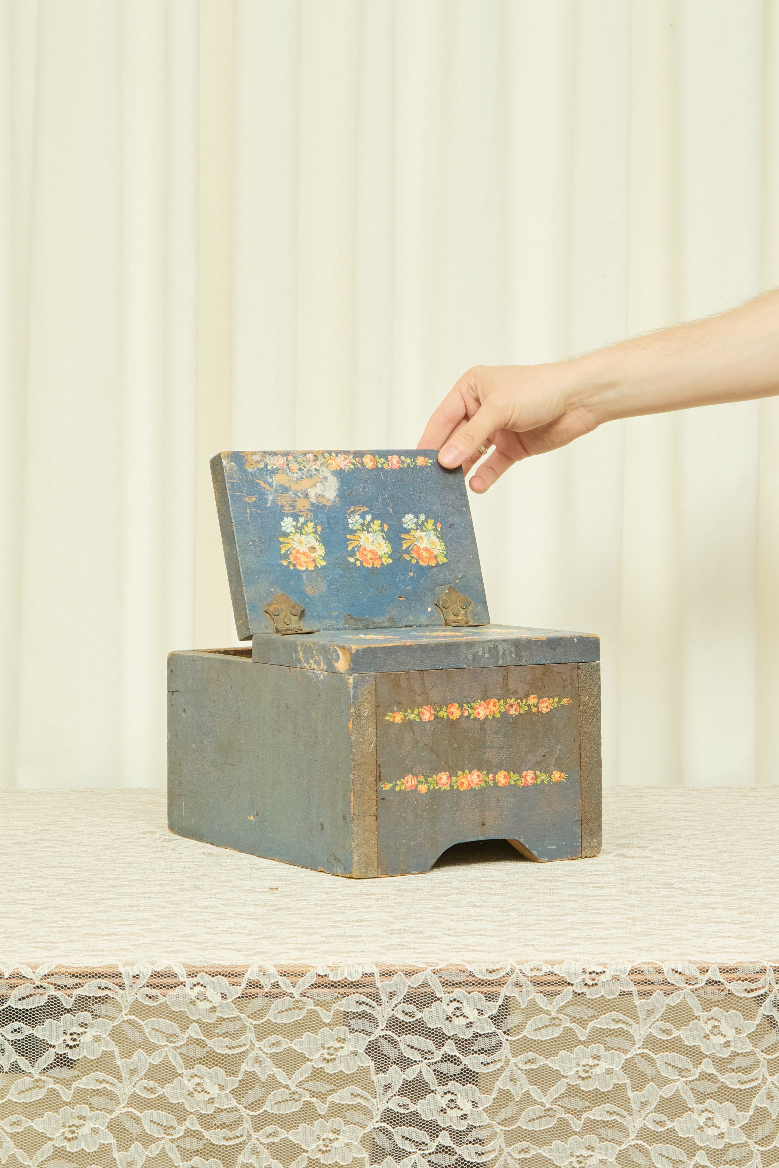 Vintage Floral Box
