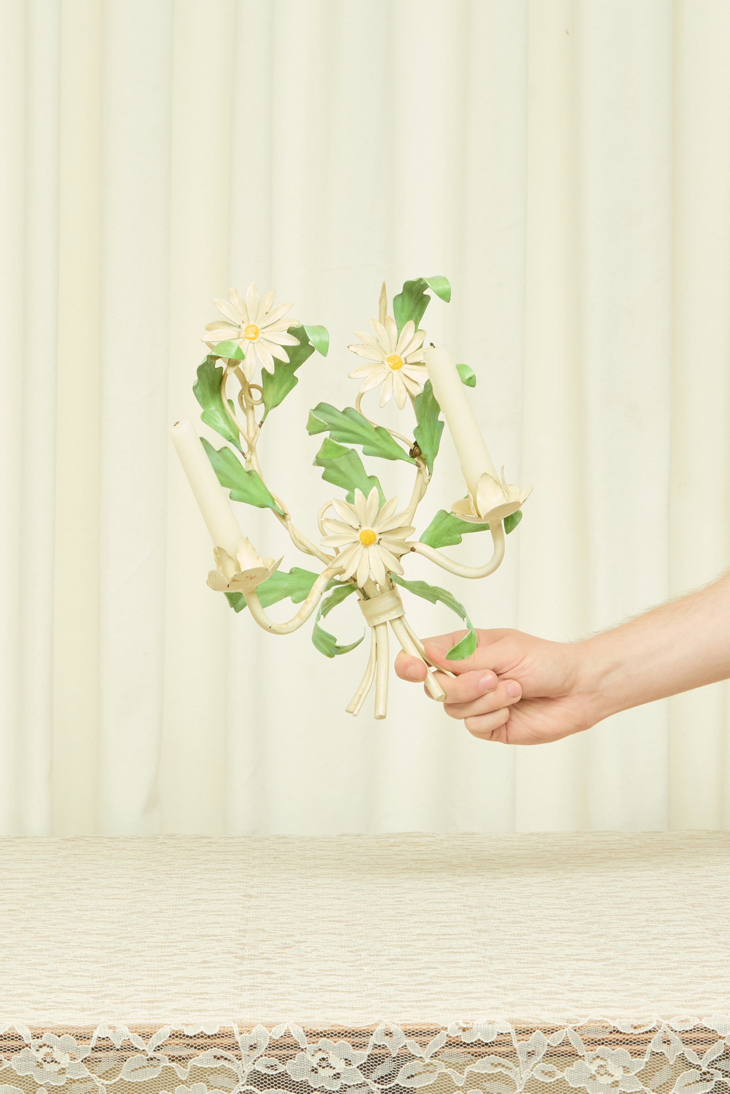 Vintage Metal Daisy Wall Sconce