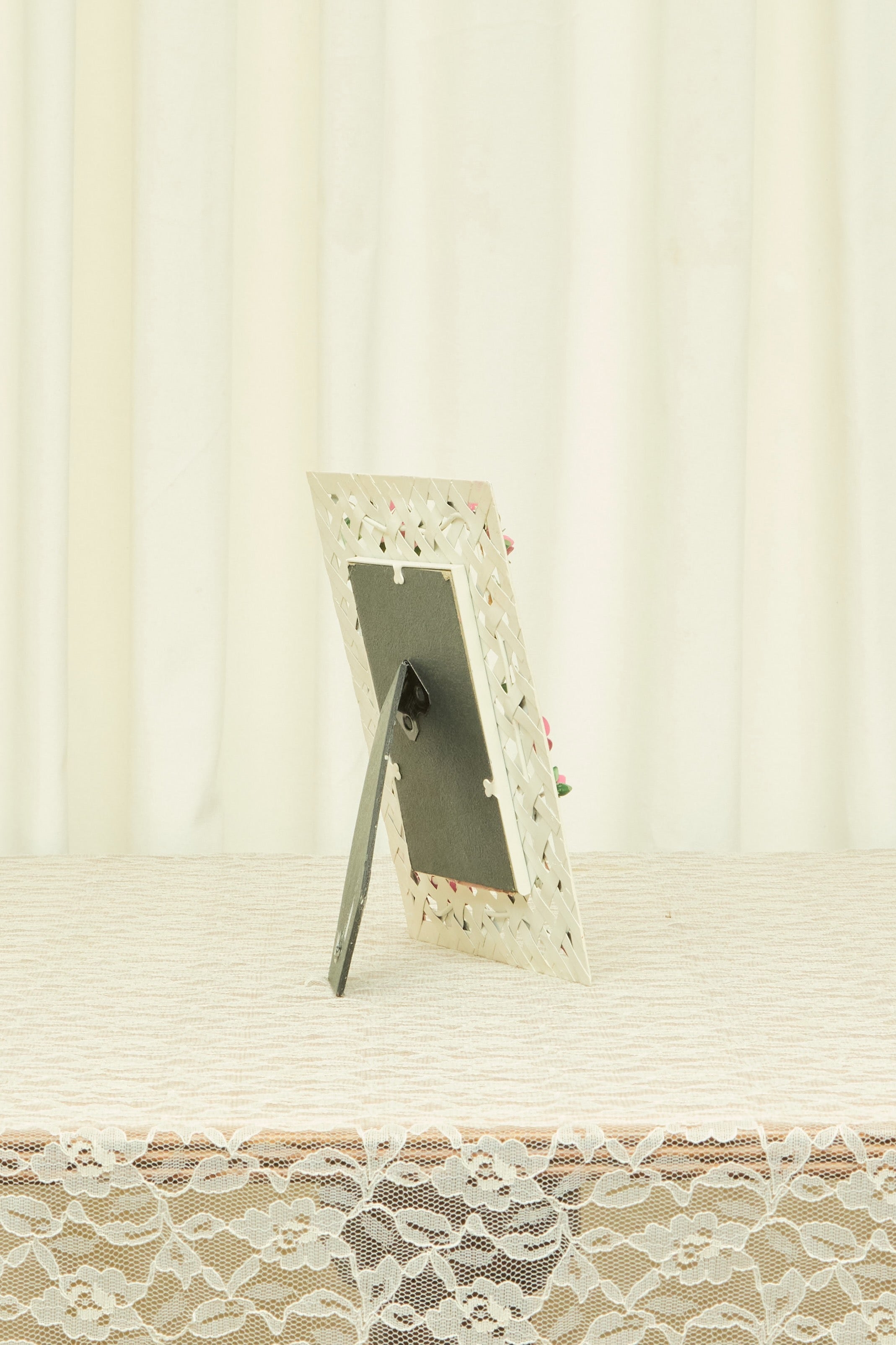 Vintage Metal Flower Picture Frame