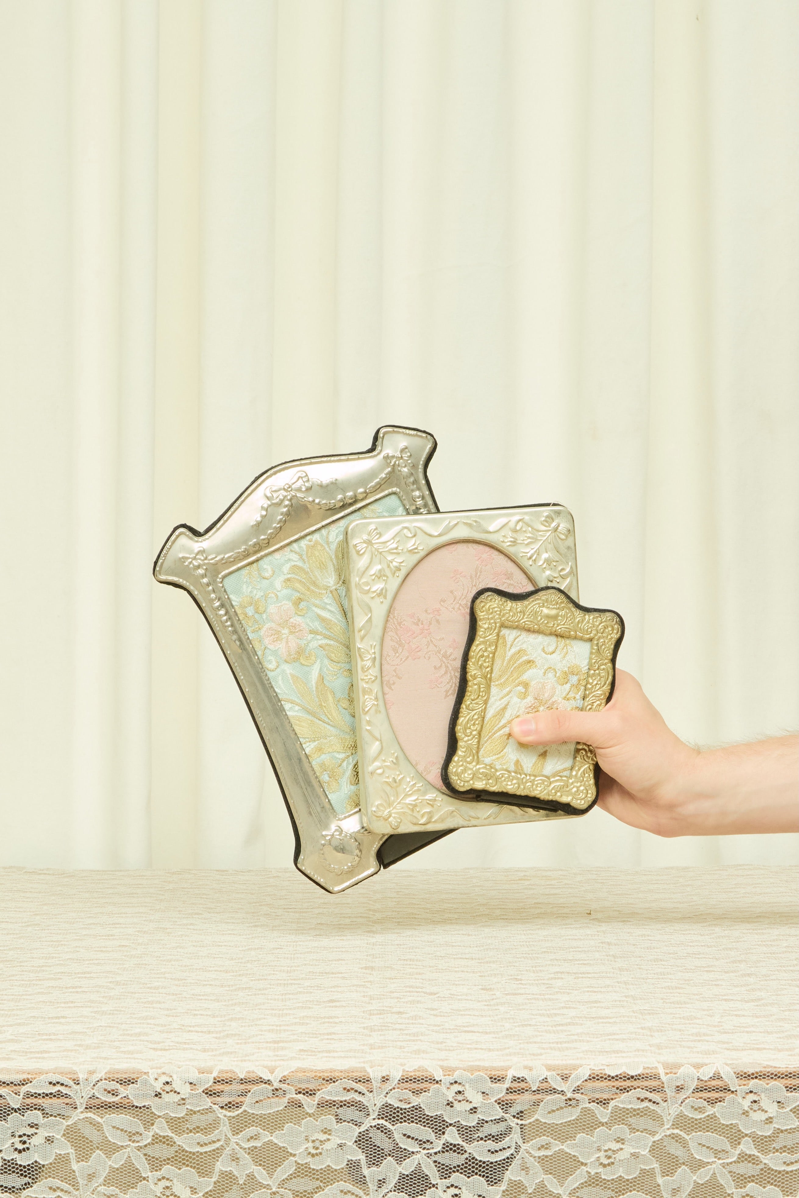 Vintage Silver Bow Picture Frame Set/3